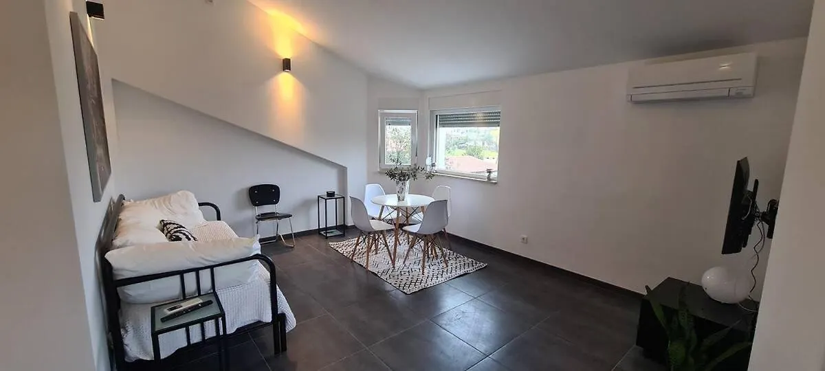 Wohnung In Barbariga-Apartment 4 Peroj